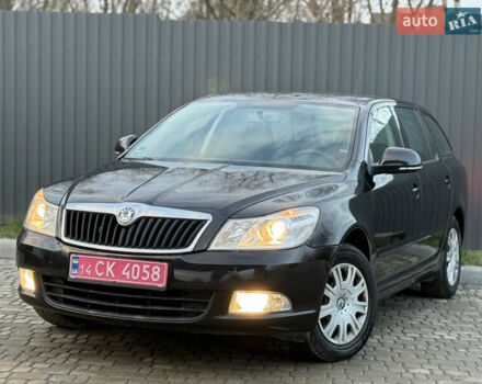 Черный Шкода Октавия, объемом двигателя 1.6 л и пробегом 202 тыс. км за 7490 $, фото 4 на Automoto.ua