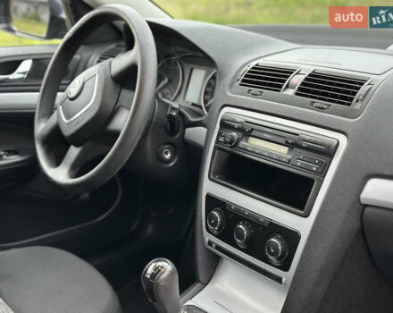 Чорний Шкода Октавія, об'ємом двигуна 1.6 л та пробігом 202 тис. км за 7650 $, фото 39 на Automoto.ua