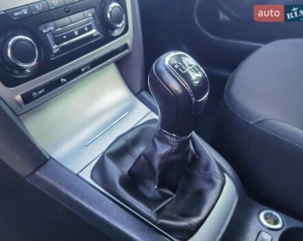 Черный Шкода Октавия, объемом двигателя 2 л и пробегом 178 тыс. км за 10250 $, фото 45 на Automoto.ua