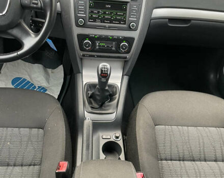 Черный Шкода Октавия, объемом двигателя 1.8 л и пробегом 154 тыс. км за 7500 $, фото 39 на Automoto.ua