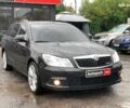 Чорний Шкода Октавія, об'ємом двигуна 2 л та пробігом 240 тис. км за 9590 $, фото 2 на Automoto.ua