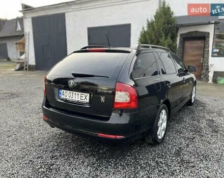 Черный Шкода Октавия, объемом двигателя 2 л и пробегом 270 тыс. км за 8300 $, фото 4 на Automoto.ua