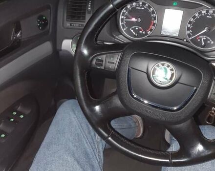 Черный Шкода Октавия, объемом двигателя 1.6 л и пробегом 220 тыс. км за 7950 $, фото 23 на Automoto.ua