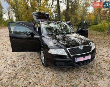 Шкода Октавия 2011 в Полтаве на Automoto.ua Черный Шкода Октавия, объемом двигателя 1.6 л и пробегом 220 тыс. км за 7600 $, фото 95 на Automoto.ua