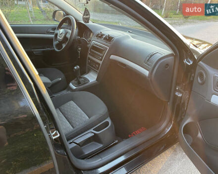 Чорний Шкода Октавія, об'ємом двигуна 1.8 л та пробігом 172 тис. км за 8300 $, фото 23 на Automoto.ua