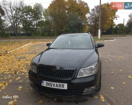 Черный Шкода Октавия, объемом двигателя 1.6 л и пробегом 243 тыс. км за 8999 $, фото 3 на Automoto.ua