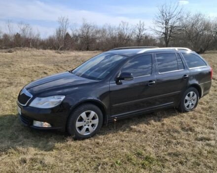 Черный Шкода Октавия, объемом двигателя 1.6 л и пробегом 250 тыс. км за 8000 $, фото 7 на Automoto.ua