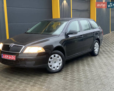 Черный Шкода Октавия, объемом двигателя 1.6 л и пробегом 198 тыс. км за 6999 $, фото 44 на Automoto.ua