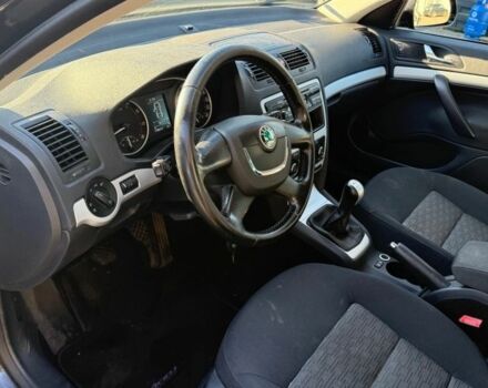 Черный Шкода Октавия, объемом двигателя 0 л и пробегом 178 тыс. км за 7000 $, фото 6 на Automoto.ua