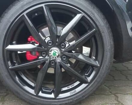 Черный Шкода Октавия, объемом двигателя 2 л и пробегом 267 тыс. км за 11300 $, фото 26 на Automoto.ua