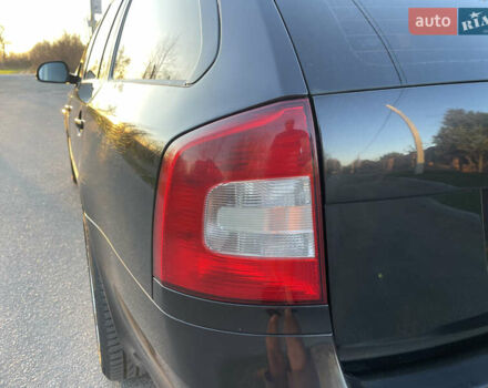 Чорний Шкода Октавія, об'ємом двигуна 1.8 л та пробігом 172 тис. км за 8300 $, фото 13 на Automoto.ua
