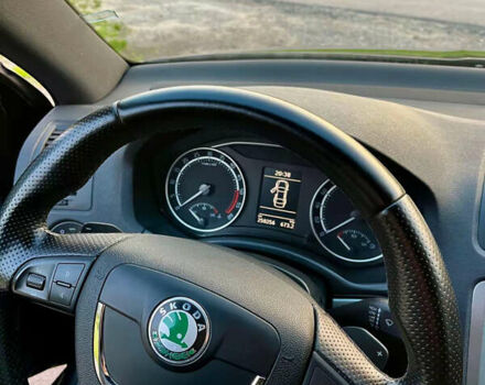 Шкода Октавия 2011 в Чернигове на Automoto.ua Черный Шкода Октавия, объемом двигателя 2 л и пробегом 257 тыс. км за 12900 $, фото 31 на Automoto.ua