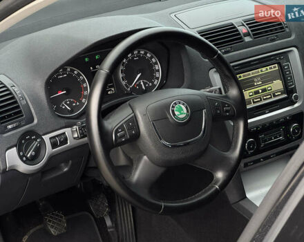 Черный Шкода Октавия, объемом двигателя 1.99 л и пробегом 211 тыс. км за 10755 $, фото 33 на Automoto.ua