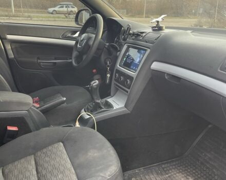 Чорний Шкода Октавія, об'ємом двигуна 1.6 л та пробігом 310 тис. км за 3700 $, фото 7 на Automoto.ua