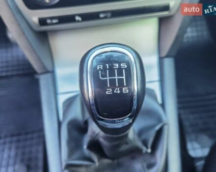 Черный Шкода Октавия, объемом двигателя 2 л и пробегом 178 тыс. км за 10250 $, фото 49 на Automoto.ua