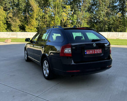 Черный Шкода Октавия, объемом двигателя 2 л и пробегом 270 тыс. км за 9800 $, фото 3 на Automoto.ua