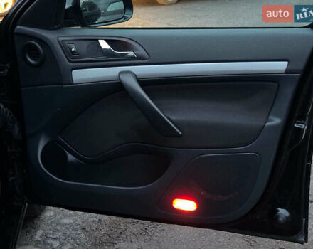 Чорний Шкода Октавія, об'ємом двигуна 1.6 л та пробігом 237 тис. км за 8190 $, фото 17 на Automoto.ua