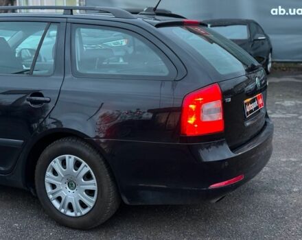 Черный Шкода Октавия, объемом двигателя 1.6 л и пробегом 237 тыс. км за 8190 $, фото 8 на Automoto.ua