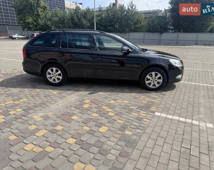 Черный Шкода Октавия, объемом двигателя 1.6 л и пробегом 274 тыс. км за 7999 $, фото 3 на Automoto.ua