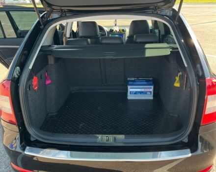 Чорний Шкода Октавія, об'ємом двигуна 2 л та пробігом 310 тис. км за 9000 $, фото 7 на Automoto.ua