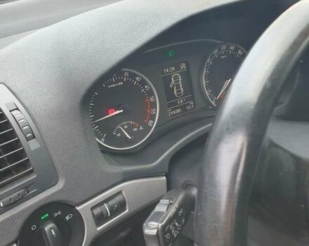 Черный Шкода Октавия, объемом двигателя 1.6 л и пробегом 220 тыс. км за 7950 $, фото 14 на Automoto.ua