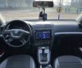 Черный Шкода Октавия, объемом двигателя 1.6 л и пробегом 307 тыс. км за 7000 $, фото 1 на Automoto.ua