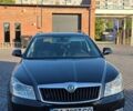 Черный Шкода Октавия, объемом двигателя 1.6 л и пробегом 318 тыс. км за 8000 $, фото 1 на Automoto.ua