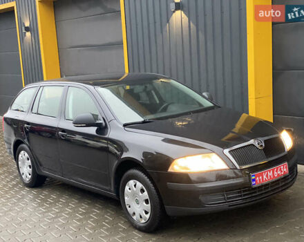 Черный Шкода Октавия, объемом двигателя 1.6 л и пробегом 198 тыс. км за 6999 $, фото 25 на Automoto.ua