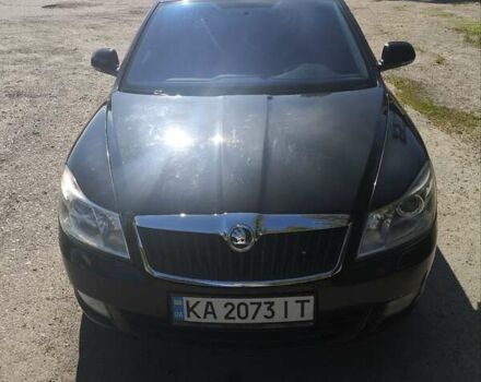 Черный Шкода Октавия, объемом двигателя 1.8 л и пробегом 215 тыс. км за 8700 $, фото 2 на Automoto.ua