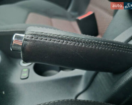 Черный Шкода Октавия, объемом двигателя 1.8 л и пробегом 212 тыс. км за 8200 $, фото 44 на Automoto.ua