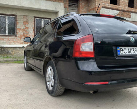 Черный Шкода Октавия, объемом двигателя 2 л и пробегом 277 тыс. км за 8500 $, фото 3 на Automoto.ua