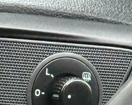 Черный Шкода Октавия, объемом двигателя 1.6 л и пробегом 260 тыс. км за 8700 $, фото 12 на Automoto.ua