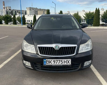 Чорний Шкода Октавія, об'ємом двигуна 1.6 л та пробігом 318 тис. км за 7200 $, фото 2 на Automoto.ua