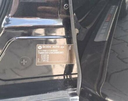 Черный Шкода Октавия, объемом двигателя 2 л и пробегом 267 тыс. км за 11400 $, фото 8 на Automoto.ua