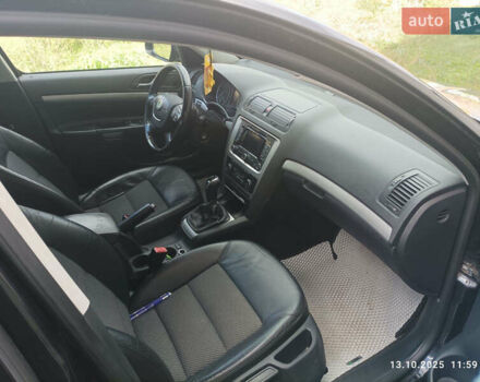 Шкода Октавия 2011 в Виннице на Automoto.ua Черный Шкода Октавия, объемом двигателя 1.6 л и пробегом 291 тыс. км за 8800 $, фото 5 на Automoto.ua