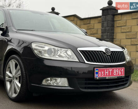 Чорний Шкода Октавія, об'ємом двигуна 1.8 л та пробігом 178 тис. км за 7999 $, фото 6 на Automoto.ua