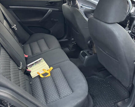 Чорний Шкода Октавія, об'ємом двигуна 1.6 л та пробігом 273 тис. км за 7600 $, фото 20 на Automoto.ua