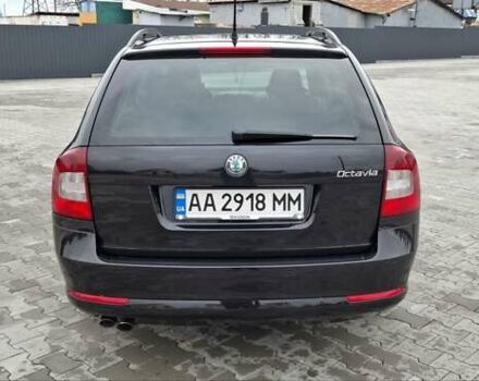 Черный Шкода Октавия, объемом двигателя 1.8 л и пробегом 328 тыс. км за 8400 $, фото 1 на Automoto.ua