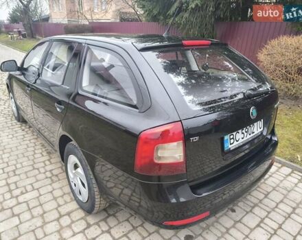 Шкода Октавія 2011 у Львові на Automoto.ua Чорний Шкода Октавія, об'ємом двигуна 1.6 л та пробігом 240 тис. км за 6600 $, фото 4 на Automoto.ua