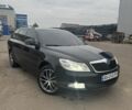 Черный Шкода Октавия, объемом двигателя 2 л и пробегом 305 тыс. км за 8800 $, фото 1 на Automoto.ua