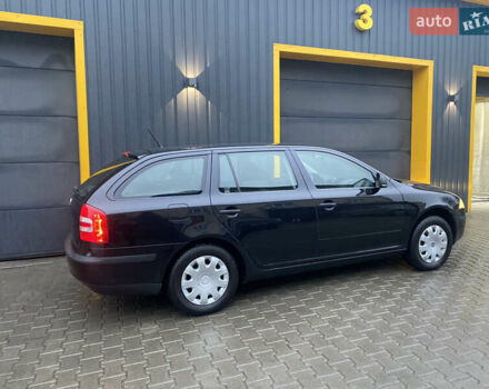 Черный Шкода Октавия, объемом двигателя 1.6 л и пробегом 198 тыс. км за 6999 $, фото 28 на Automoto.ua