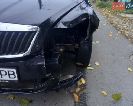 Чорний Шкода Октавія, об'ємом двигуна 1.2 л та пробігом 200 тис. км за 5500 $, фото 13 на Automoto.ua