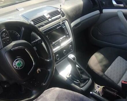 Чорний Шкода Октавія, об'ємом двигуна 1.6 л та пробігом 260 тис. км за 7500 $, фото 12 на Automoto.ua