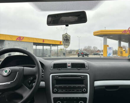 Черный Шкода Октавия, объемом двигателя 1.4 л и пробегом 260 тыс. км за 6800 $, фото 25 на Automoto.ua