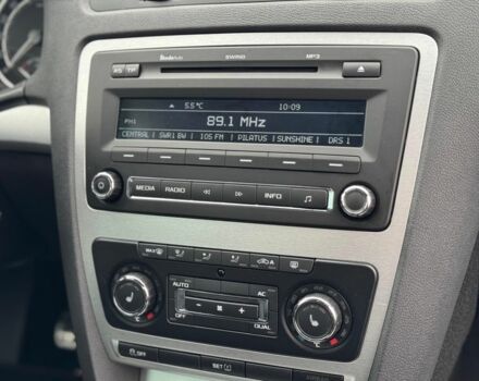 Чорний Шкода Октавія, об'ємом двигуна 2 л та пробігом 217 тис. км за 9500 $, фото 9 на Automoto.ua