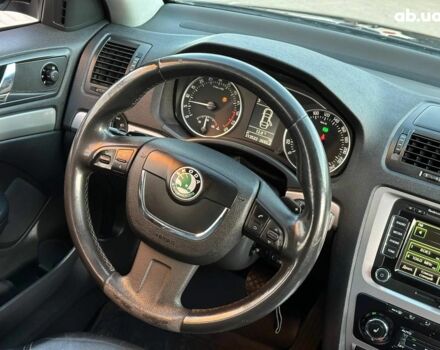 Шкода Октавия 2011 в Одессе на Automoto.ua Черный Шкода Октавия, объемом двигателя 1.6 л и пробегом 313 тыс. км за 9490 $, фото 6 на Automoto.ua