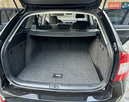 Черный Шкода Октавия, объемом двигателя 1.6 л и пробегом 243 тыс. км за 8350 $, фото 72 на Automoto.ua