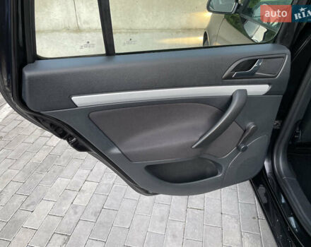 Чорний Шкода Октавія, об'ємом двигуна 1.6 л та пробігом 194 тис. км за 9399 $, фото 78 на Automoto.ua