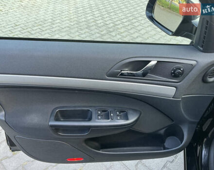 Черный Шкода Октавия, объемом двигателя 1.2 л и пробегом 230 тыс. км за 6800 $, фото 29 на Automoto.ua