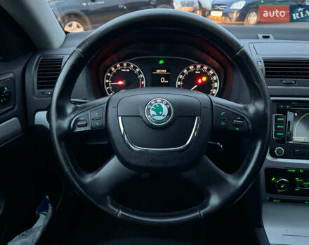 Чорний Шкода Октавія, об'ємом двигуна 1.6 л та пробігом 237 тис. км за 8190 $, фото 20 на Automoto.ua